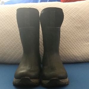 Women's Artic Sport lol Mid Muck Boots